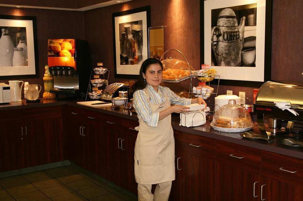 Hampton Inn Flemington Restaurant foto